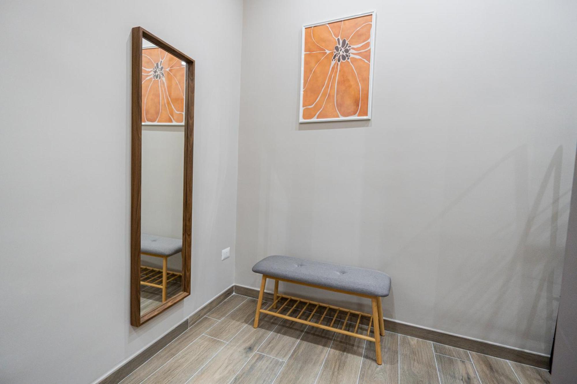 La Casa Di Bianca - Modern Suites Near Plebiscito Napoli Dış mekan fotoğraf