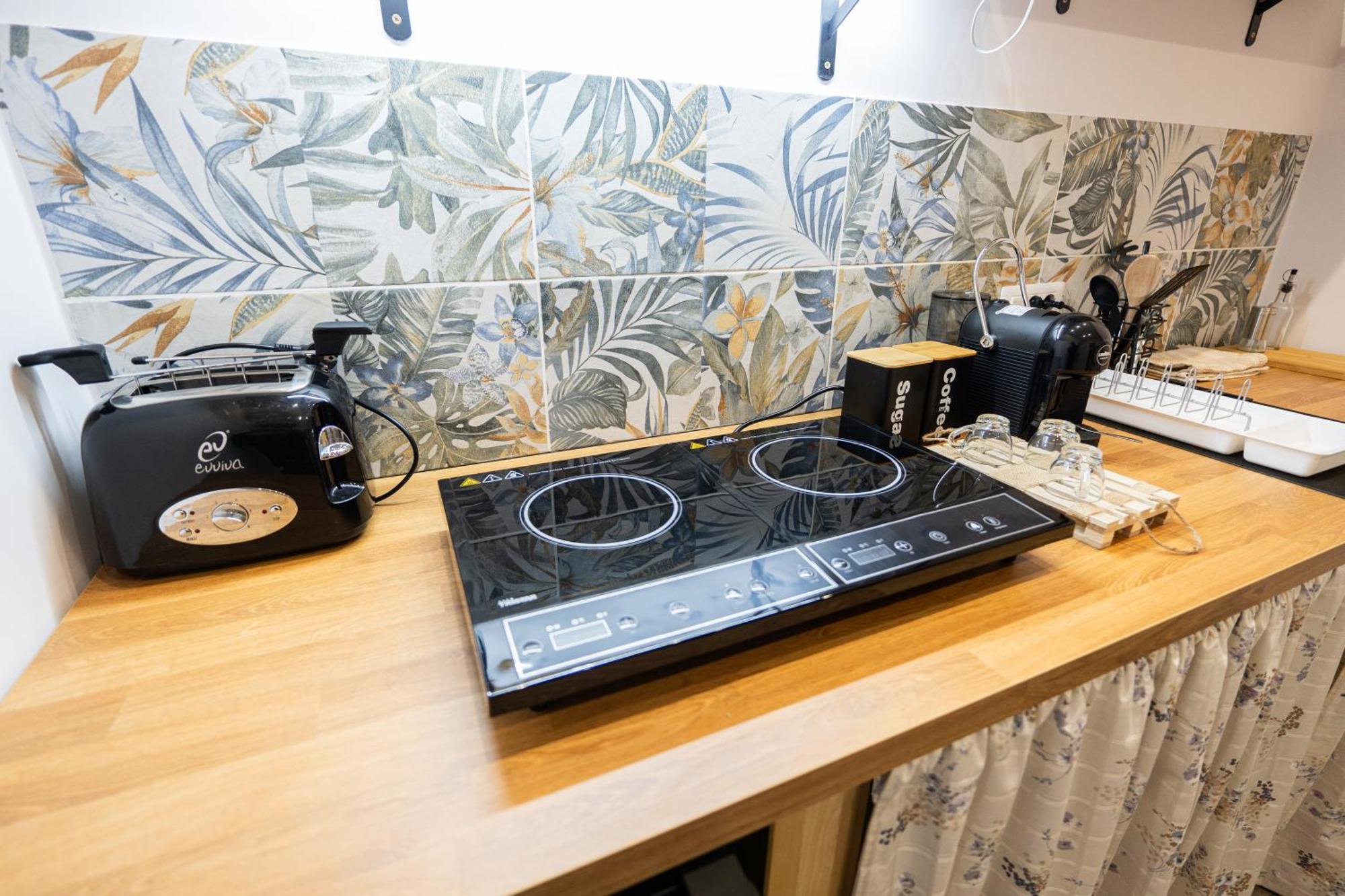 La Casa Di Bianca - Modern Suites Near Plebiscito Napoli Dış mekan fotoğraf